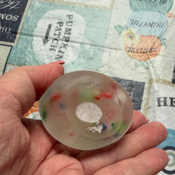 Frosted Glass Swan with Multicolor Accents - Picture 6 of 11